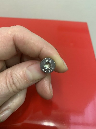 KIA & HYUNDAI brake disc retaining screws